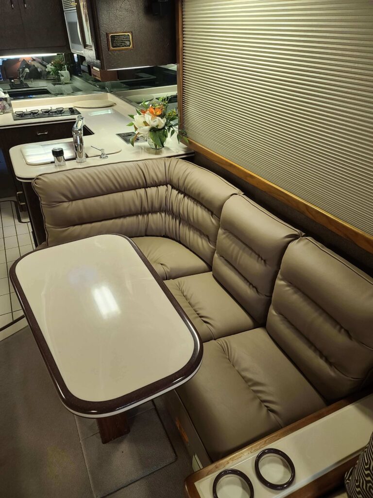 61a9340432698
