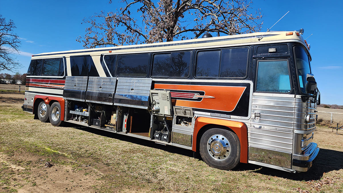 This image has an empty alt attribute; its file name is A-look-at-the-bay-storage.jpg