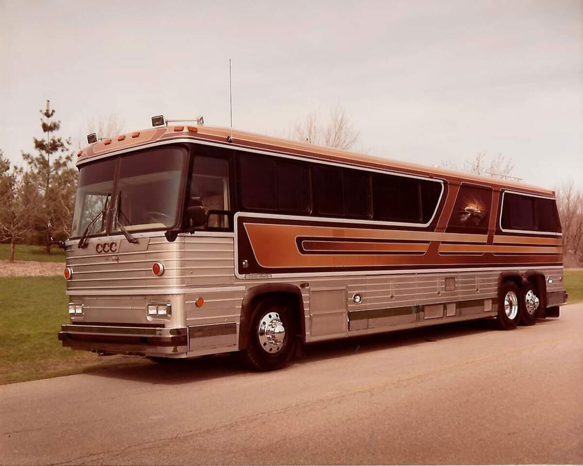 This image has an empty alt attribute; its file name is A-picture-from-when-the-bus-was-new.jpg