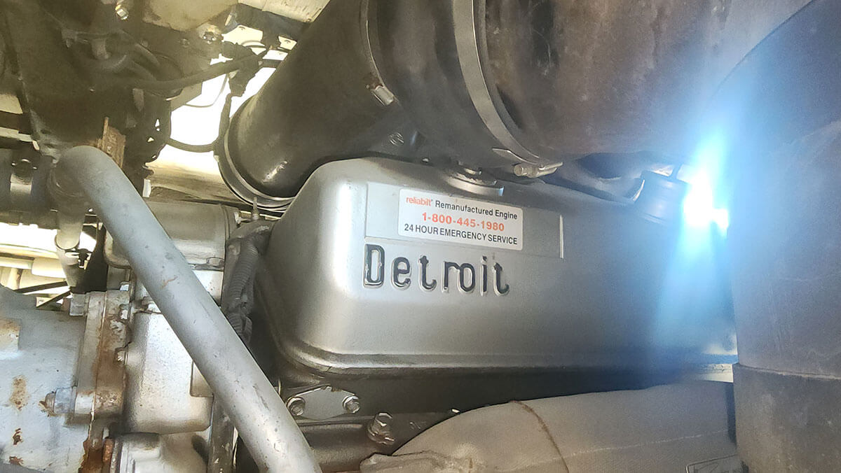 This image has an empty alt attribute; its file name is A-remanufactured-8V92-was-installed-in-the-coach-less-than-6000-miles-before-I-purchased-it.jpg