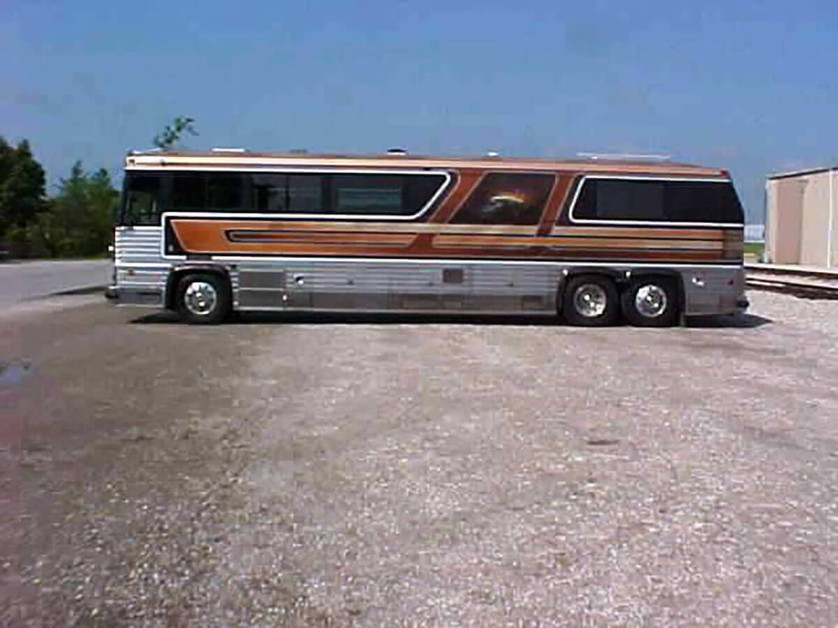 This image has an empty alt attribute; its file name is This-may-have-been-a-picture-from-a-classified-ad.-Perhaps-when-it-was-sold-by-CCC.-The-original-cost-to.jpg