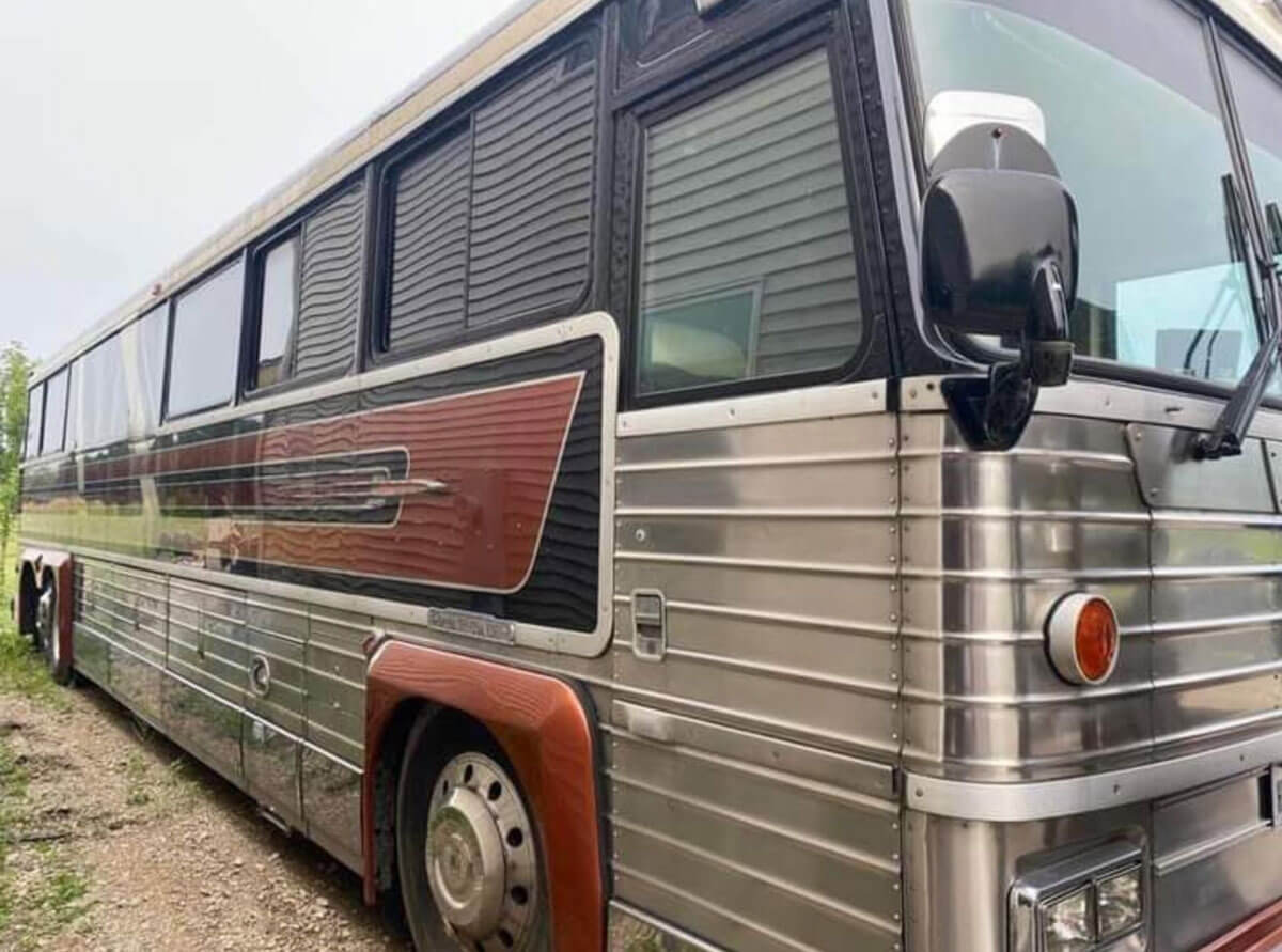 This image has an empty alt attribute; its file name is This-was-the-picture-from-the-ad-that-really-caught-my-attention.jpg