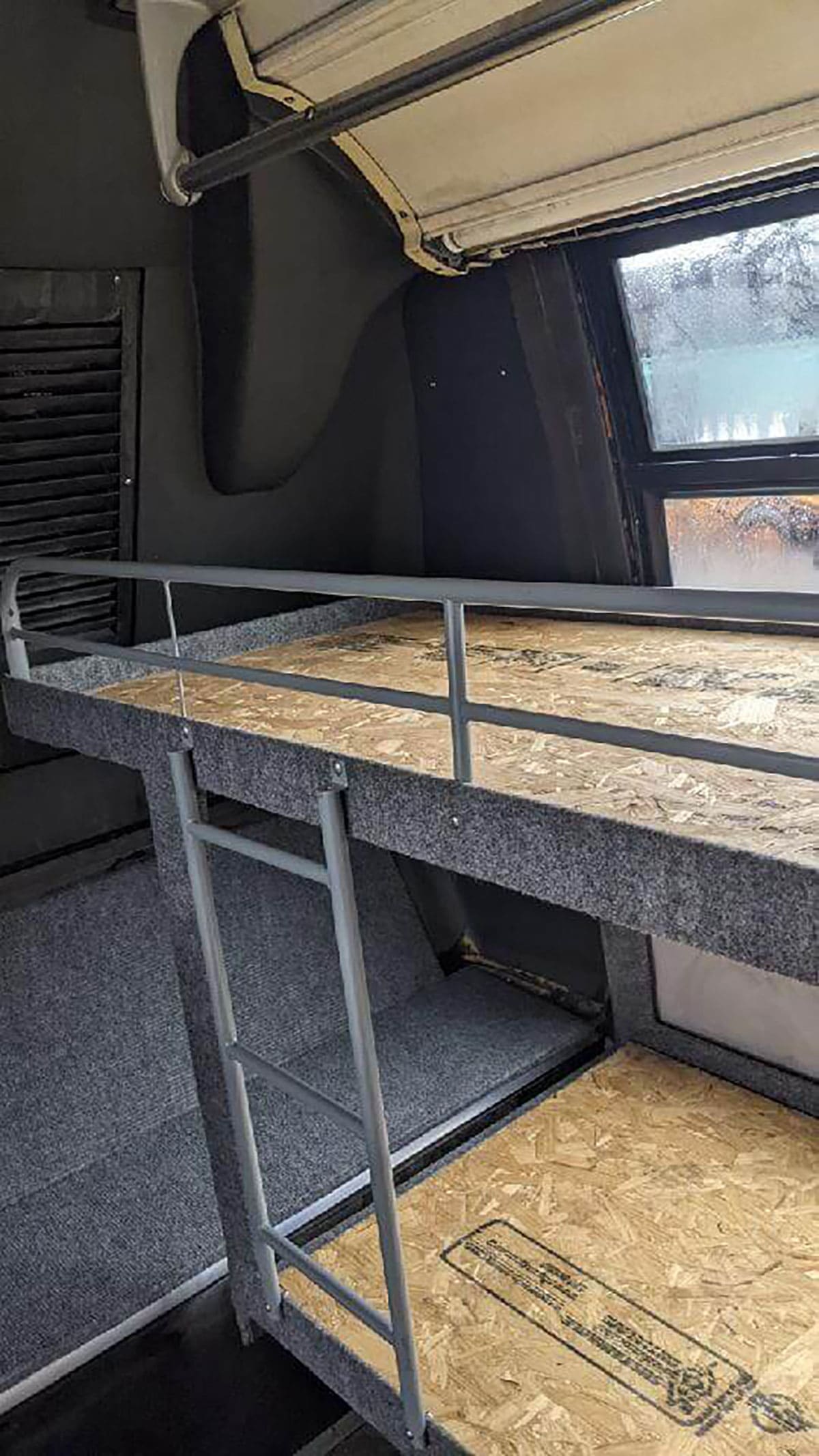 Bunk bed construction.