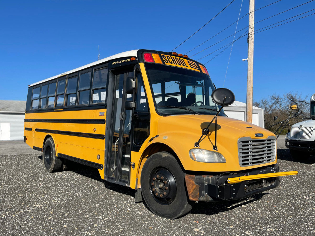 This is a 2007 Freightliner school bus. Notice how the window size has not changed that much in most school buses in the past 50 years, but these are larger than average.