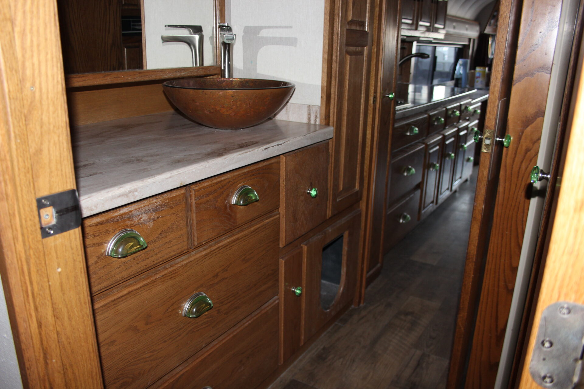 Bathroom-counter-and-Amish-cabinets-1.jpg