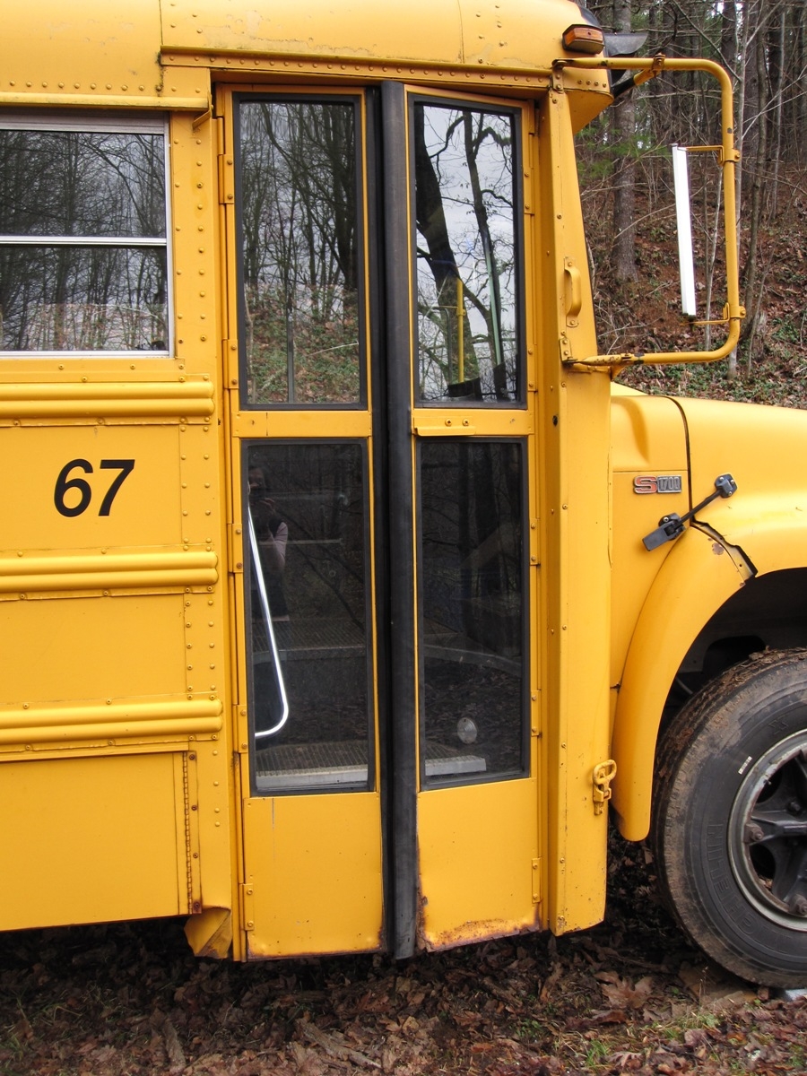 Bifold Doors can be opened when driving for better air circulation.